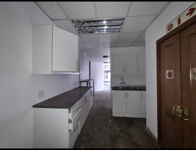 208M² OFFICE TO LET IN ROSEBANK